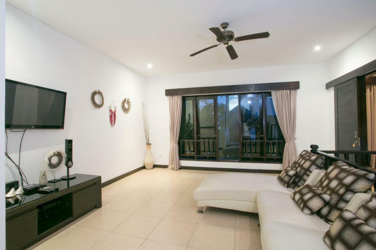 Villa Raka Managed By Manara Legian Exteriör bild